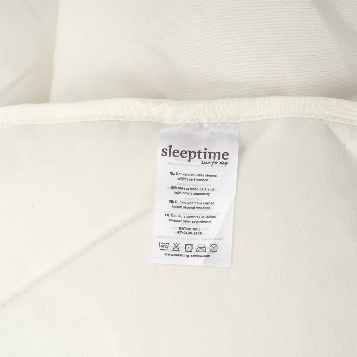 All-in One Lazy Velvet Dekbed gebroken wit/ crème  - Dekbed met kussensloop 140x200cm